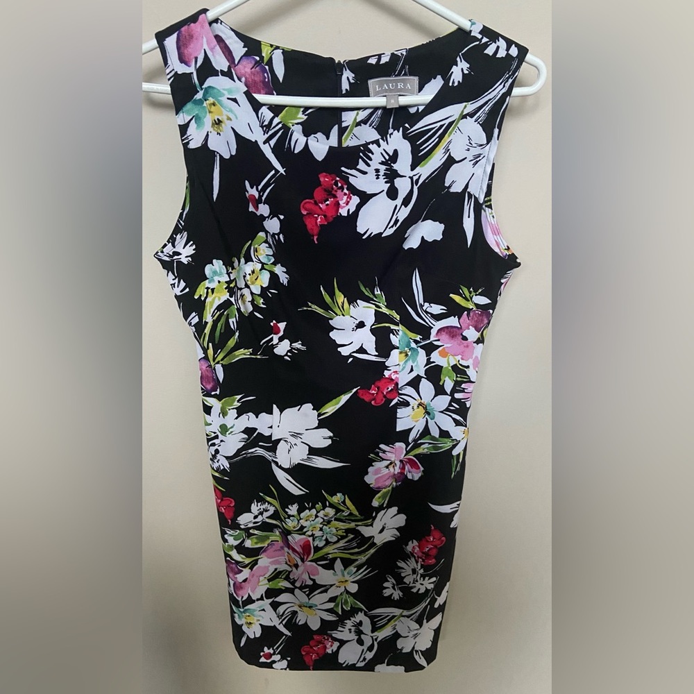 Laura black cap sleeve floral print dress size 8